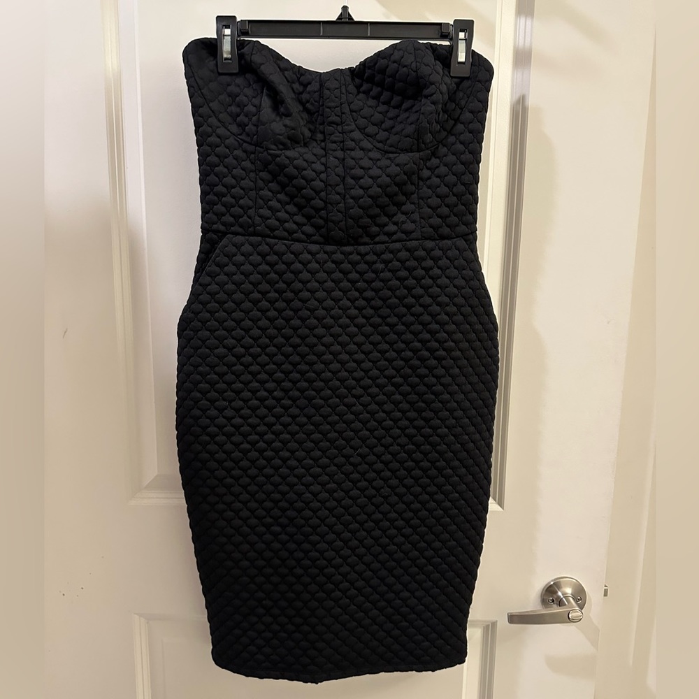 Black dress mid length